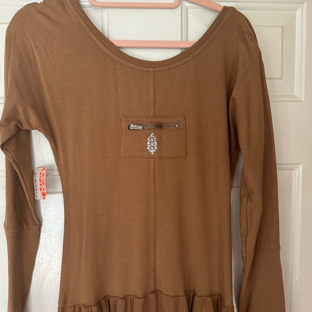 Free People Wide-Leg Scoop-Neck Jumpsuit in Caramel size S NWT - Picture 3 of 6